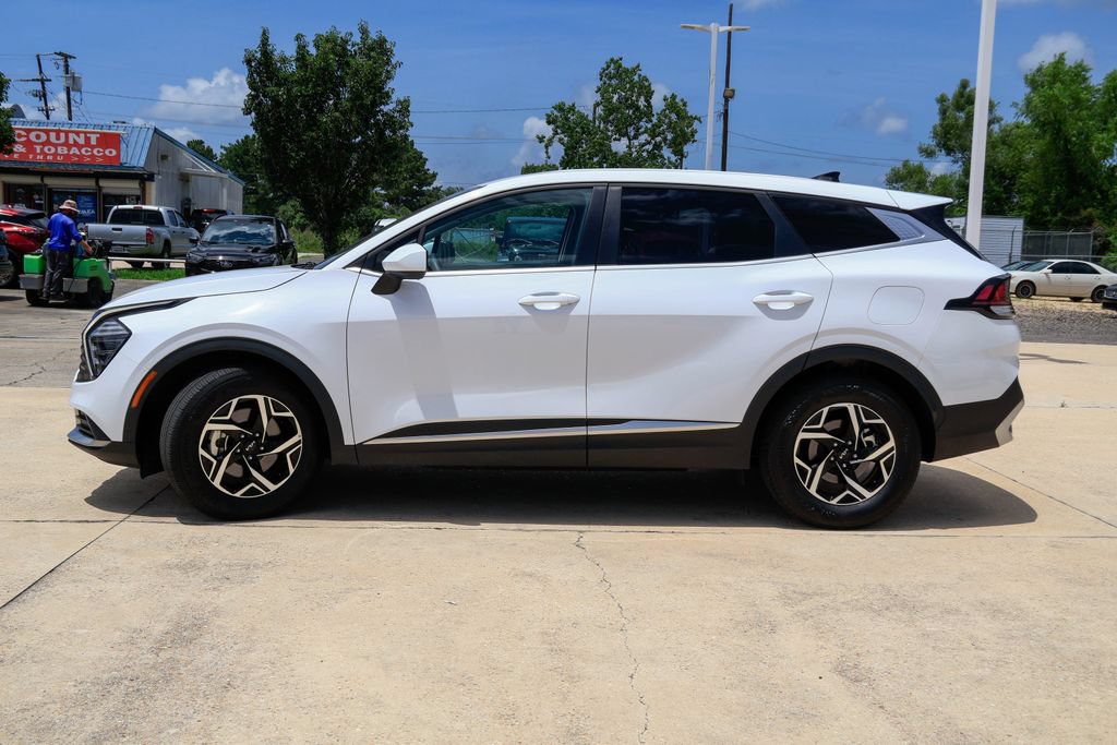 Used 2025 Kia Sportage LX FWD image 24