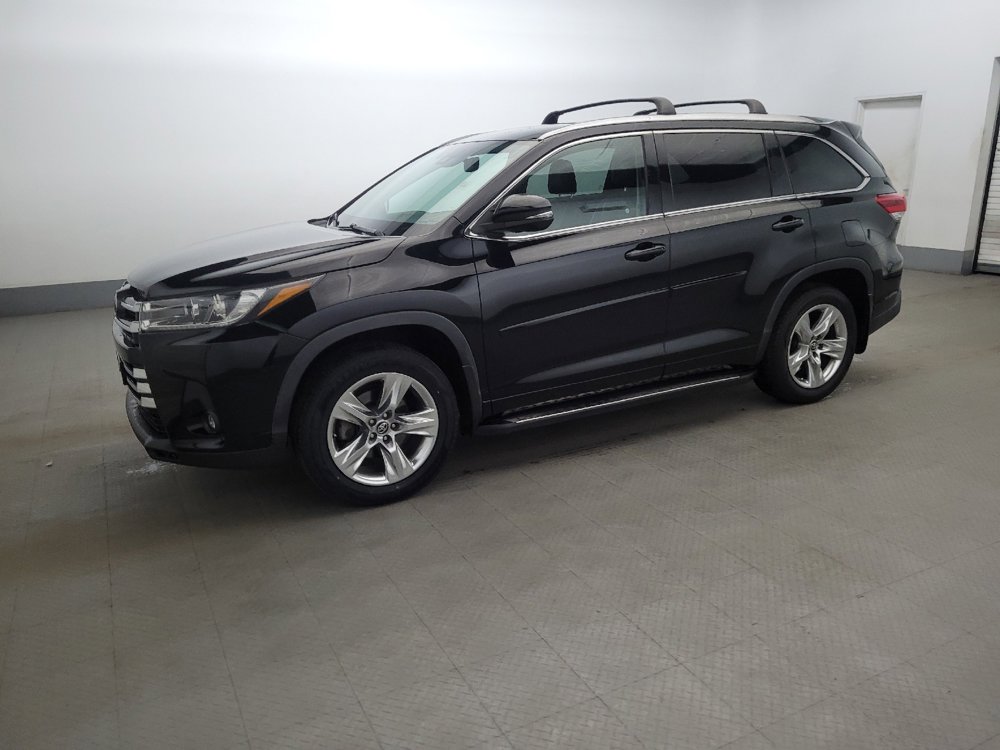 Used 2019 Toyota Highlander Limited w/ Protection Package #3 image 2