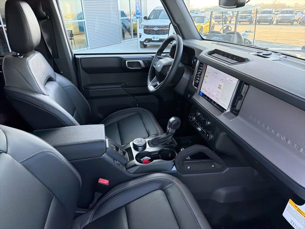 New 2025 Ford Bronco Outer Banks w/ Sasquatch Package image 28