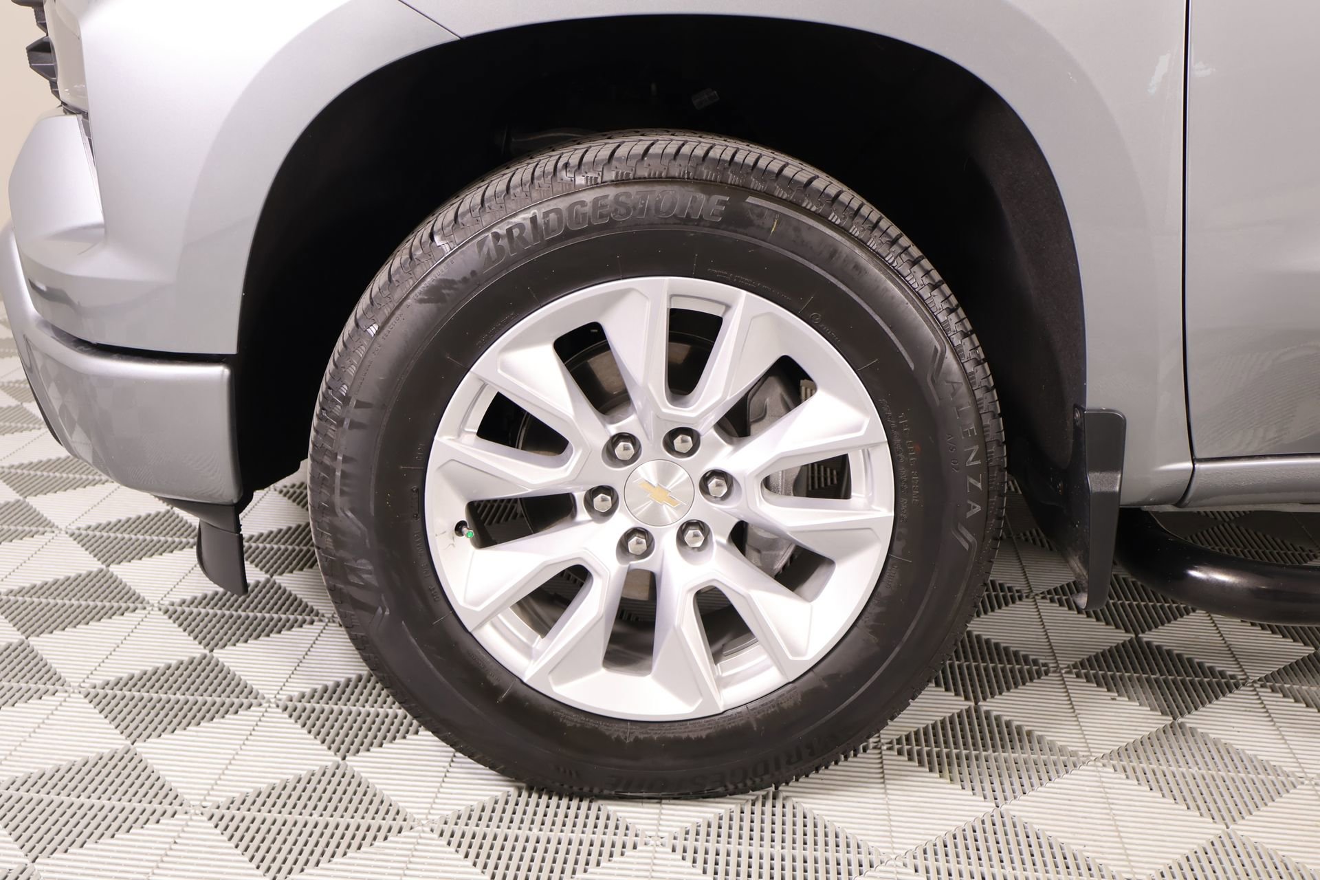 Used 2025 Chevrolet Silverado 1500 Custom RWD image 15