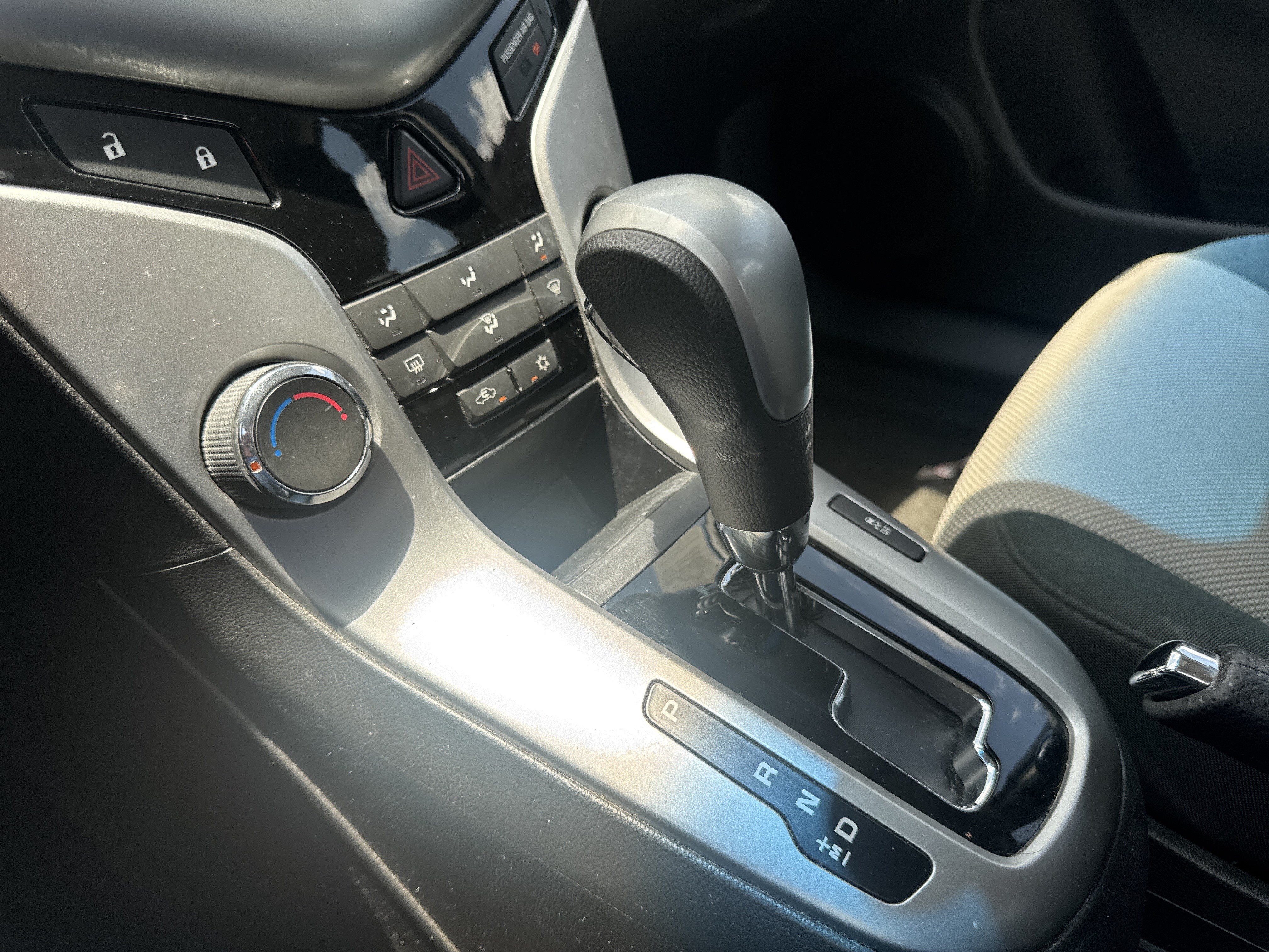 Used 2012 Chevrolet Cruze LS w/ Connectivity Package FWD image 18