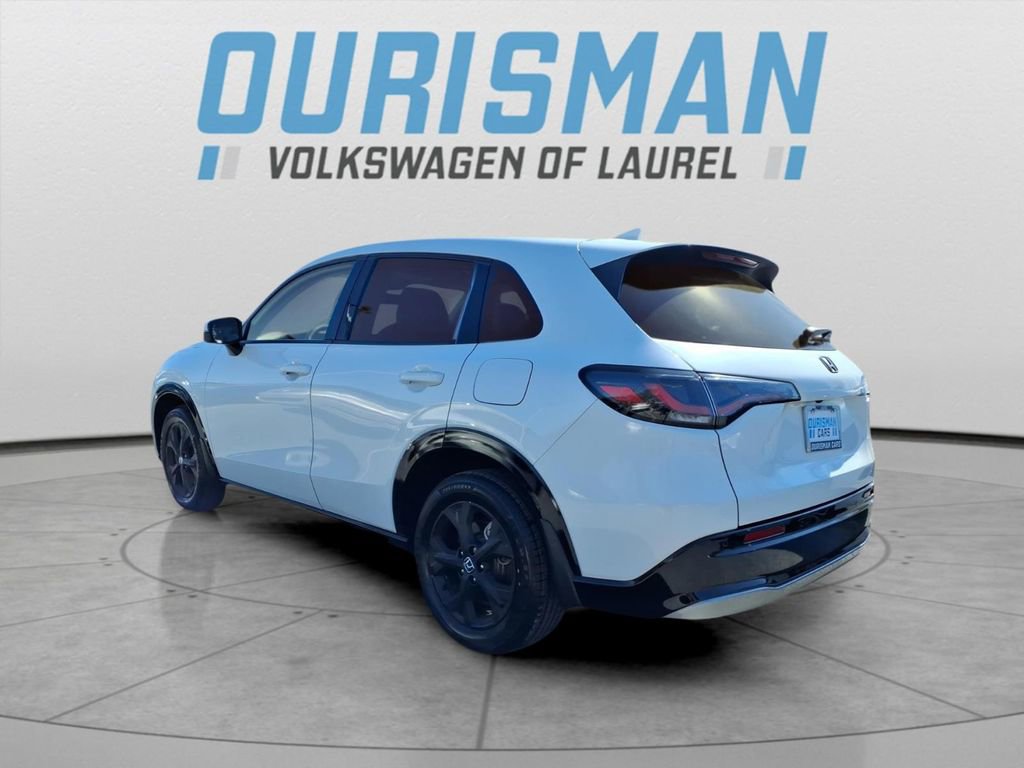 Used 2023 Honda HR-V EX-L image 4