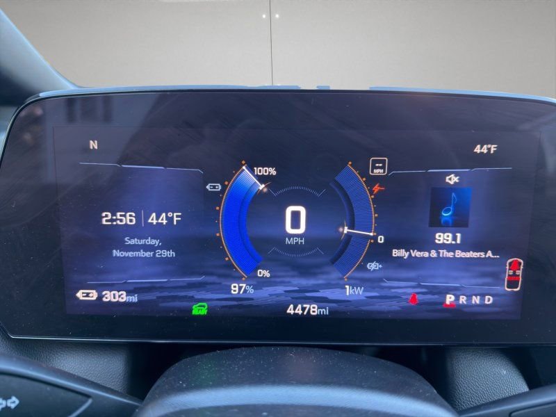 Used 2024 Chevrolet Equinox EV LT image 15