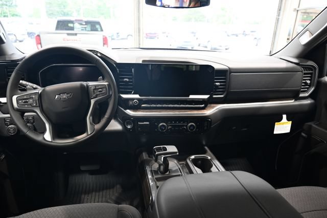 New 2026 Chevrolet Silverado 1500 RST AWD/4WD image 15