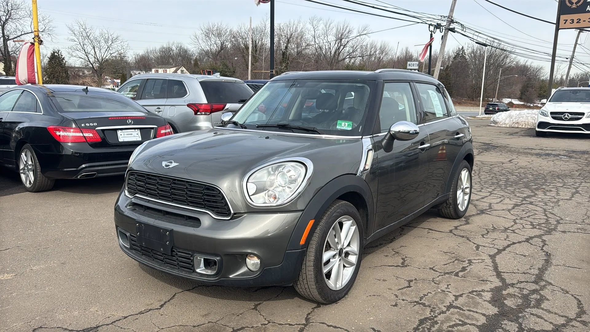 Used 2014 MINI Cooper Countryman S image 1