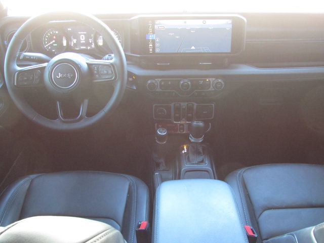 Used 2024 Jeep Wrangler Unlimited Rubicon 4xe AWD/4WD image 29