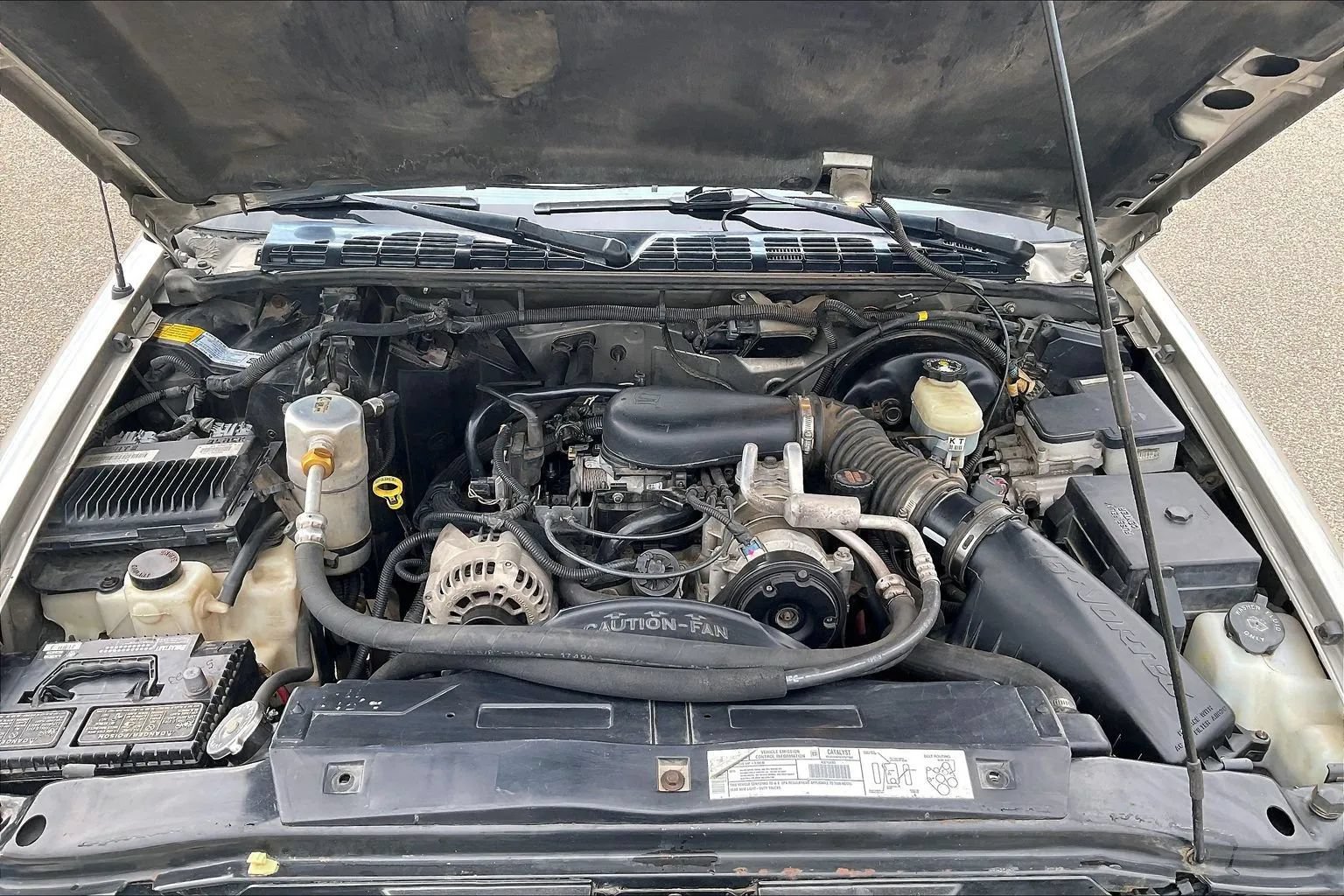 Used 2000 Chevrolet Blazer LS w/ LS Preferred Equipment Group AWD/4WD image 28