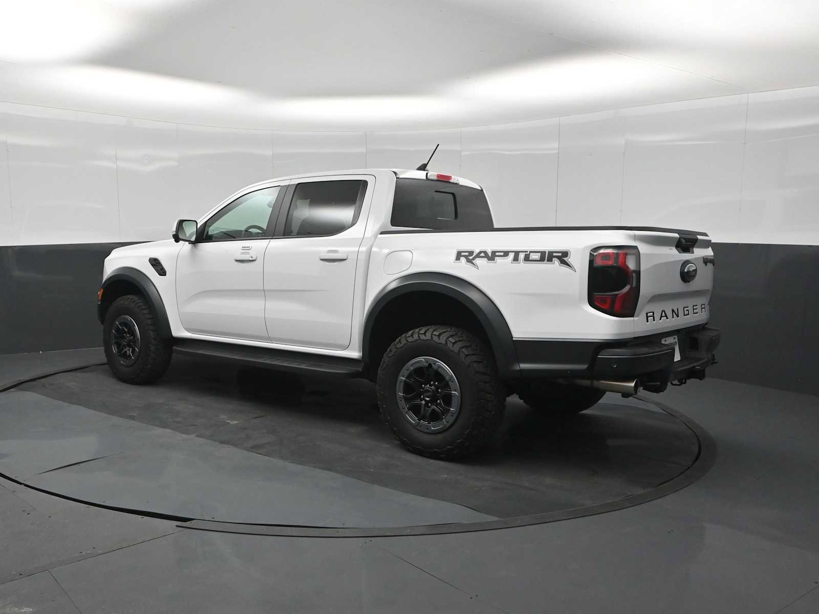 Certified 2024 Ford Ranger Raptor AWD/4WD image 6