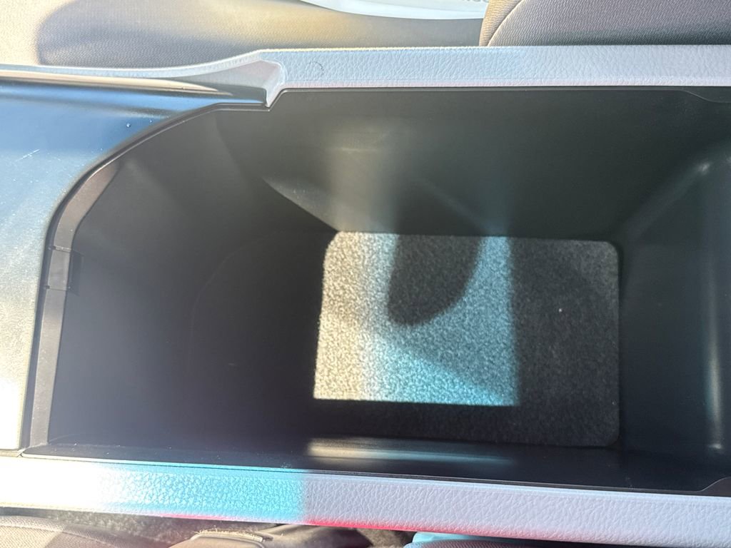 Used 2018 Toyota Camry LE FWD image 26