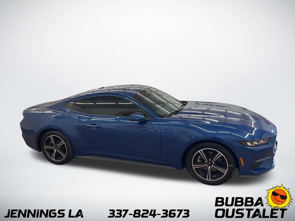 Used 2024 Ford Mustang EcoBoost image 4