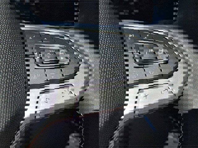 New 2026 Volkswagen Tiguan SE image 25