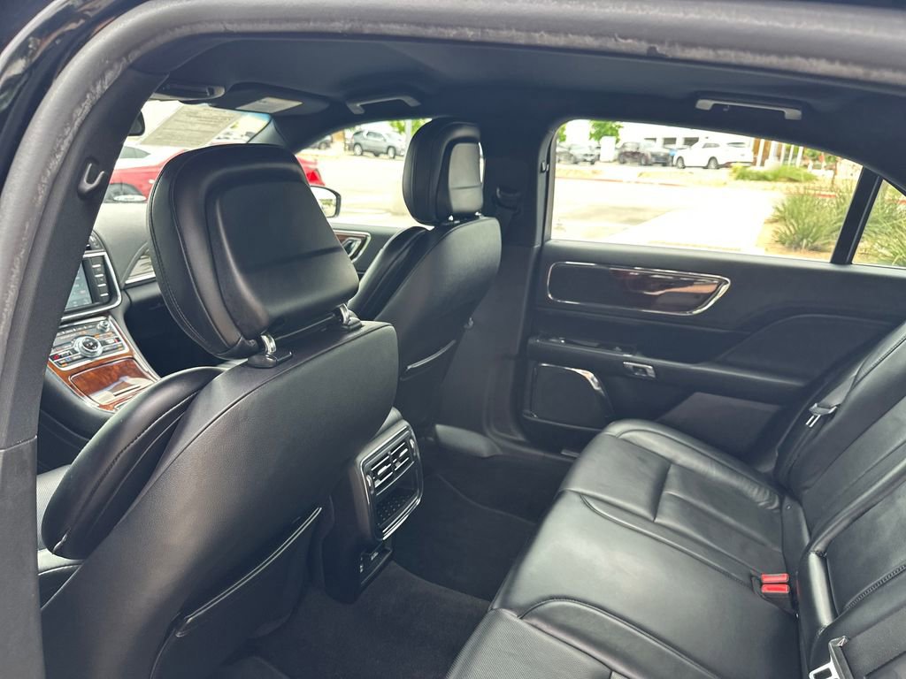 Used 2019 Lincoln Continental Select FWD image 33