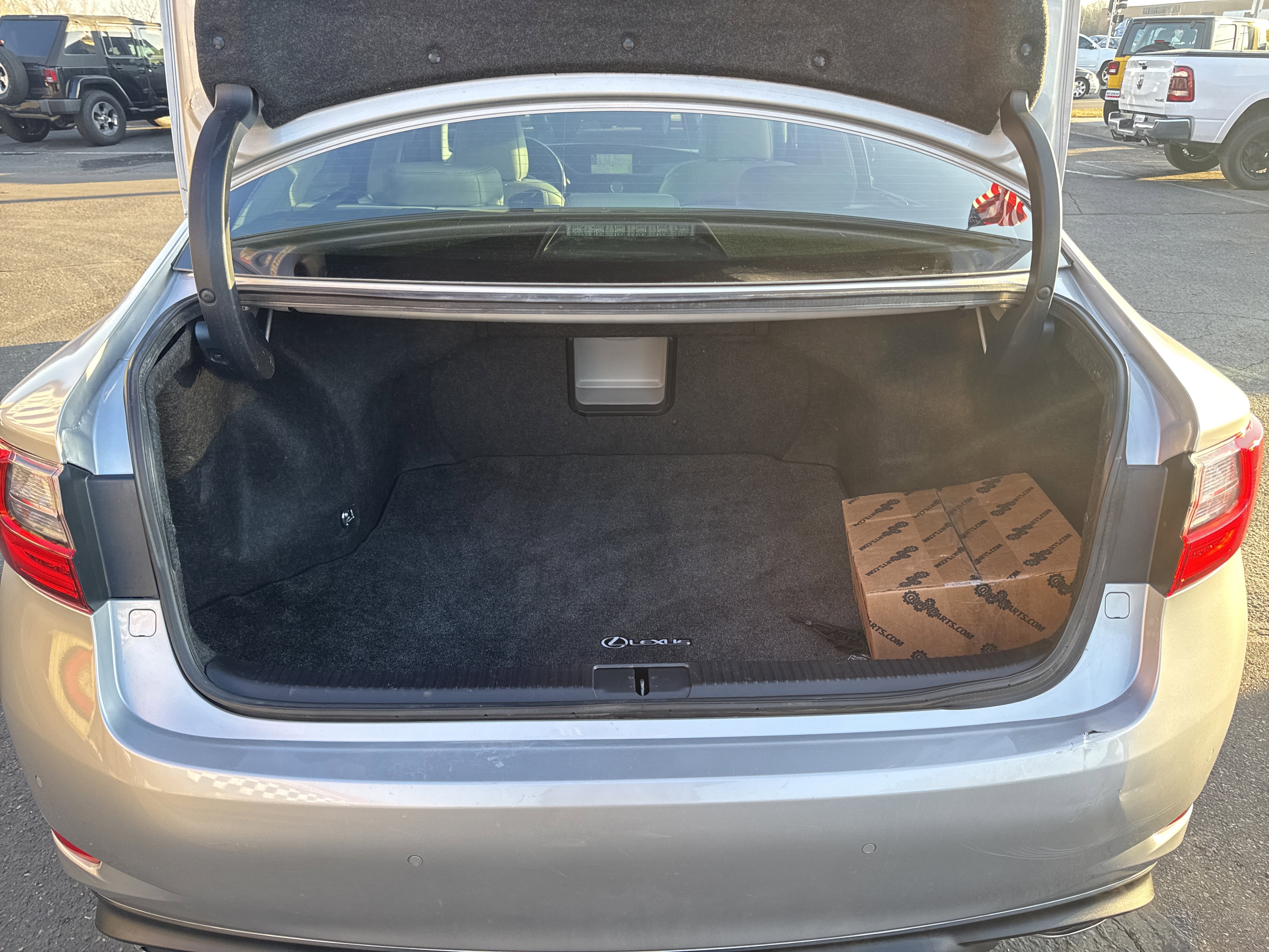 Used 2018 Lexus ES 350 w/ Navigation System Package image 31