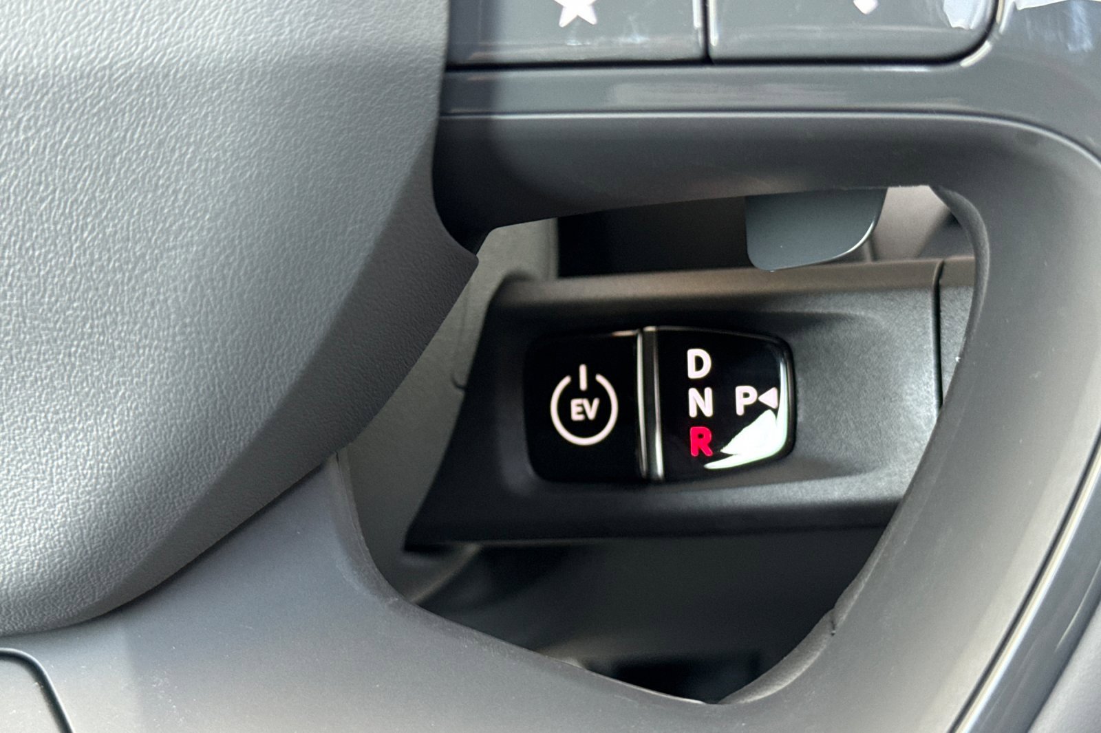 New 2026 Kia EV9 Wind image 19