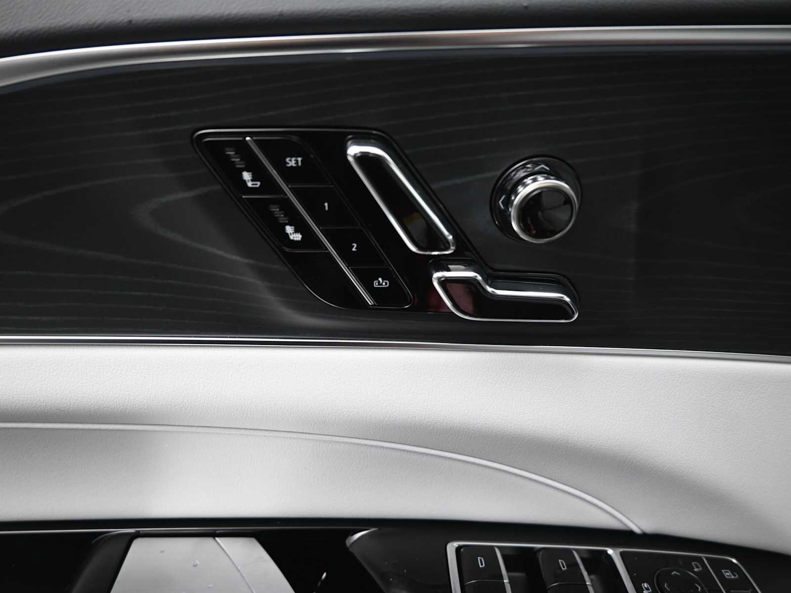 New 2025 Cadillac Lyriq Sport AWD/4WD image 20