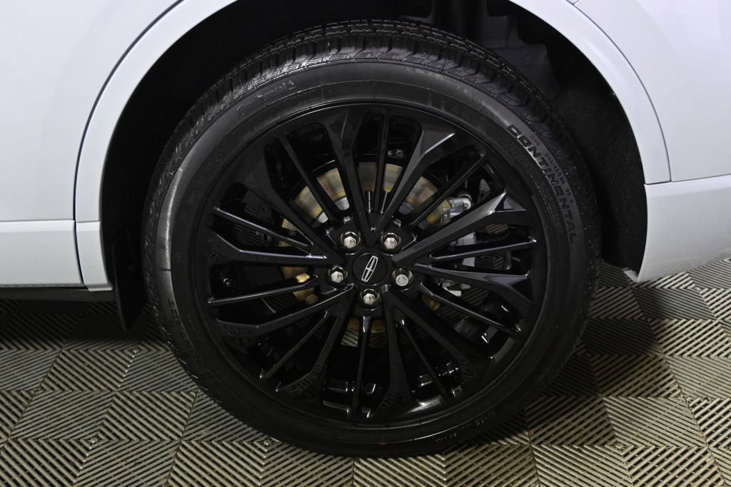 New 2026 Lincoln Corsair Premiere image 20