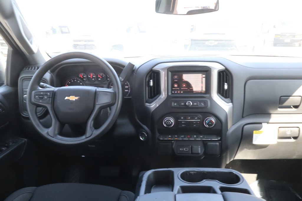 New 2026 Chevrolet Silverado 1500 Custom w/ LPO, Dark Essentials Package RWD image 26
