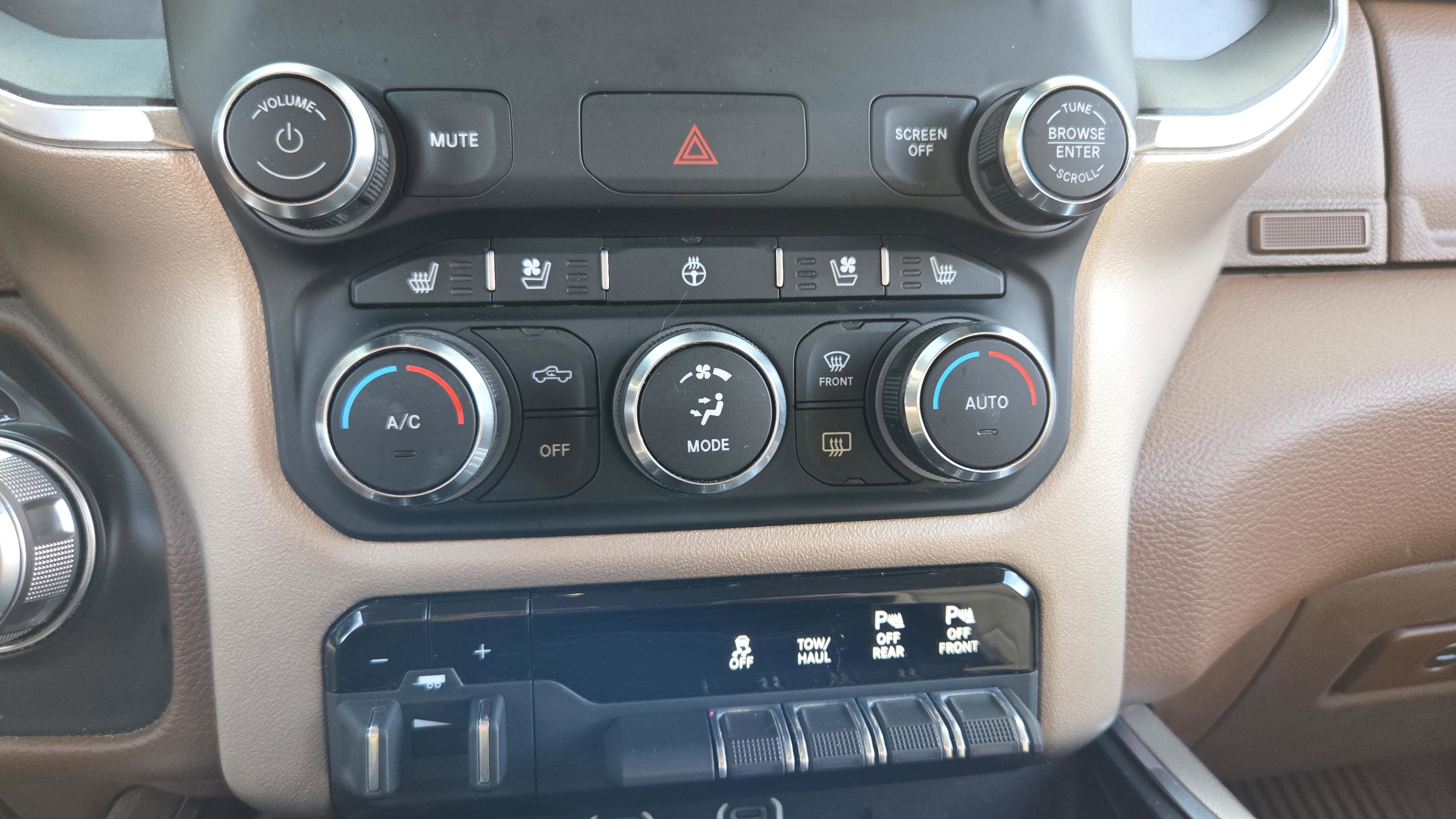 Used 2021 RAM 1500 Laramie AWD/4WD image 20