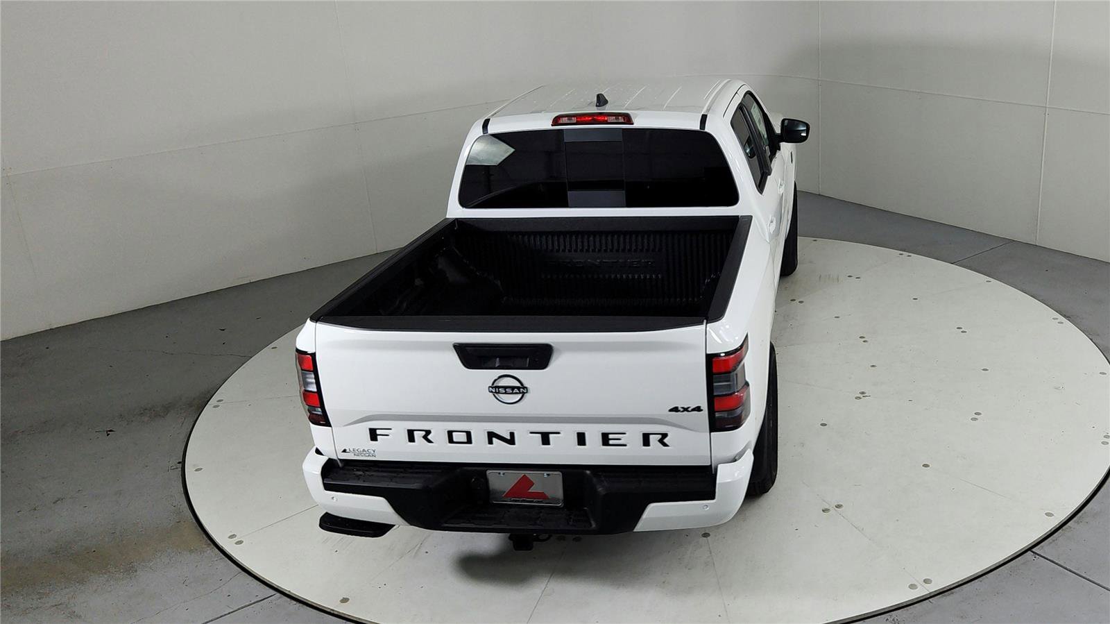 New 2026 Nissan Frontier SV w/ Tow Package AWD/4WD image 43