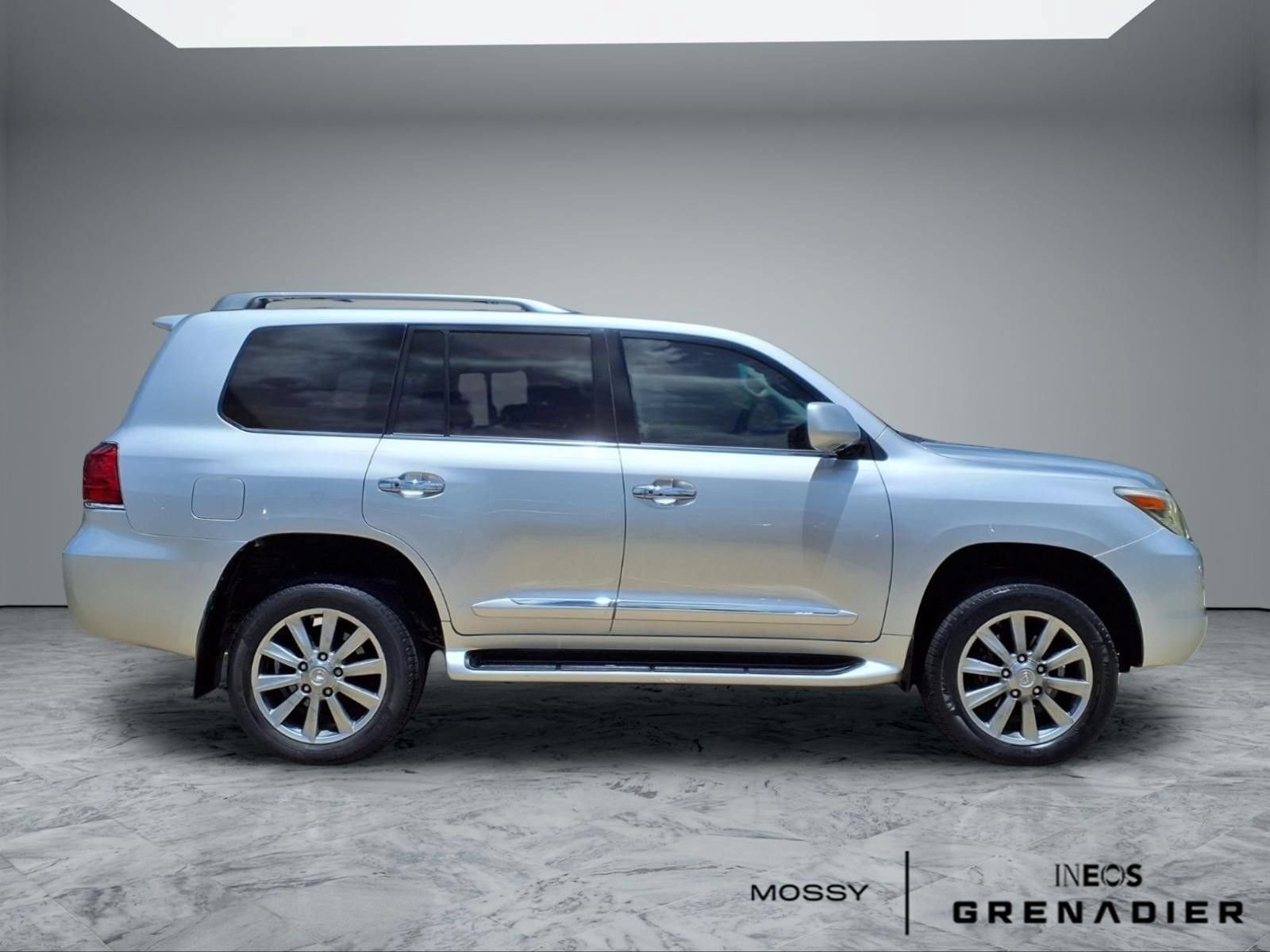 Used 2009 Lexus LX 570 4WD image 8