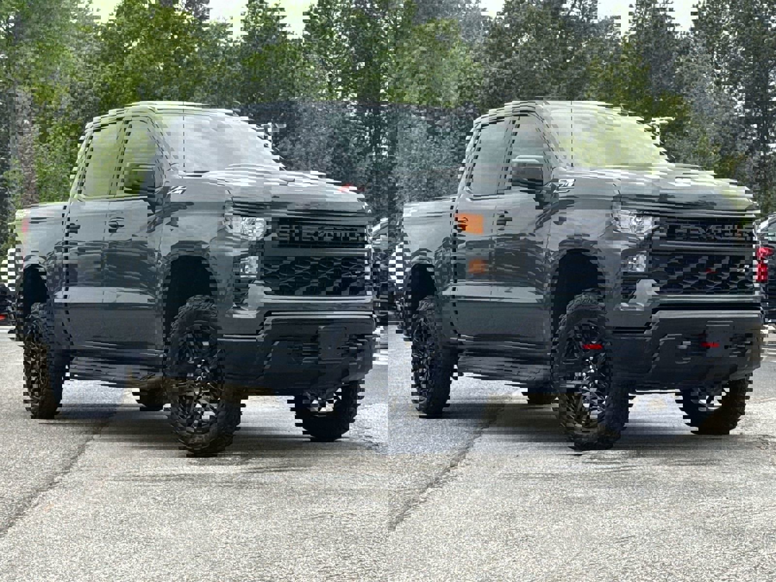 Used 2025 Chevrolet Silverado 1500 Custom Trail Boss image 2