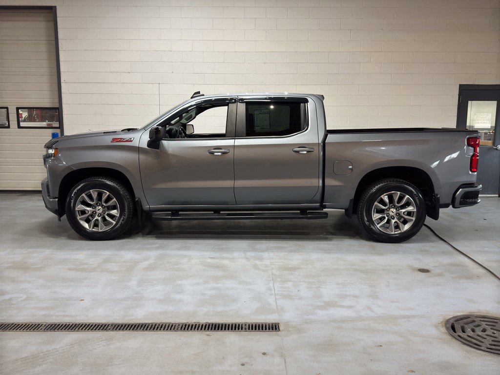 Used 2022 Chevrolet Silverado 1500 RST w/ Convenience Package II image 2