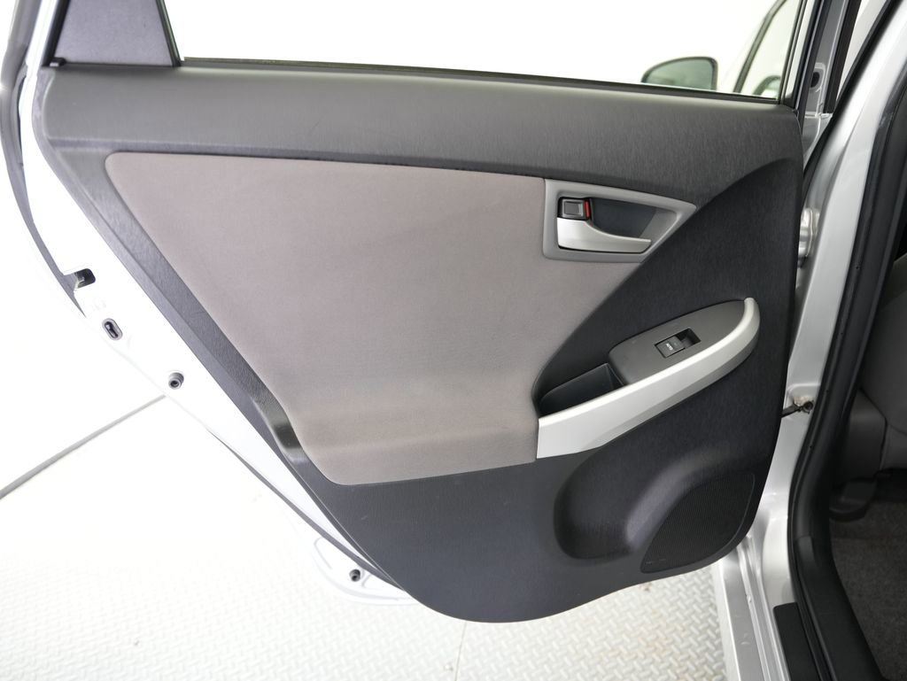 Used 2012 Toyota Prius Three image 33