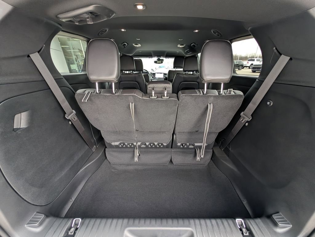 New 2026 Chrysler Pacifica Select AWD/4WD image 12