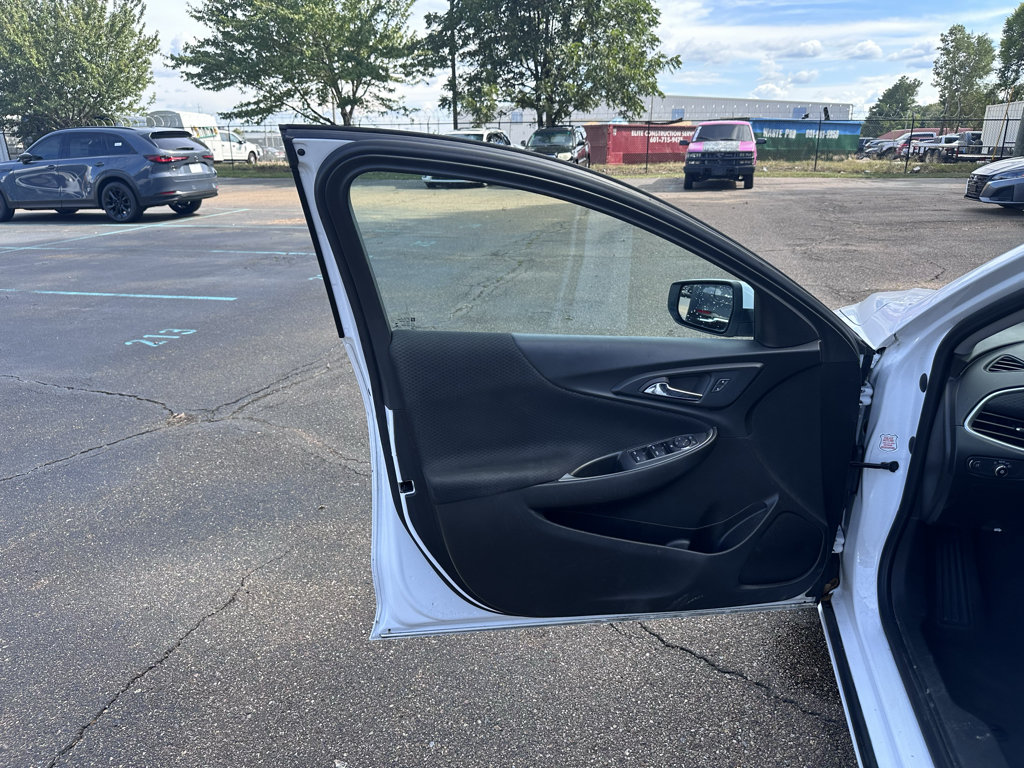 Used 2023 Chevrolet Malibu LT FWD image 6