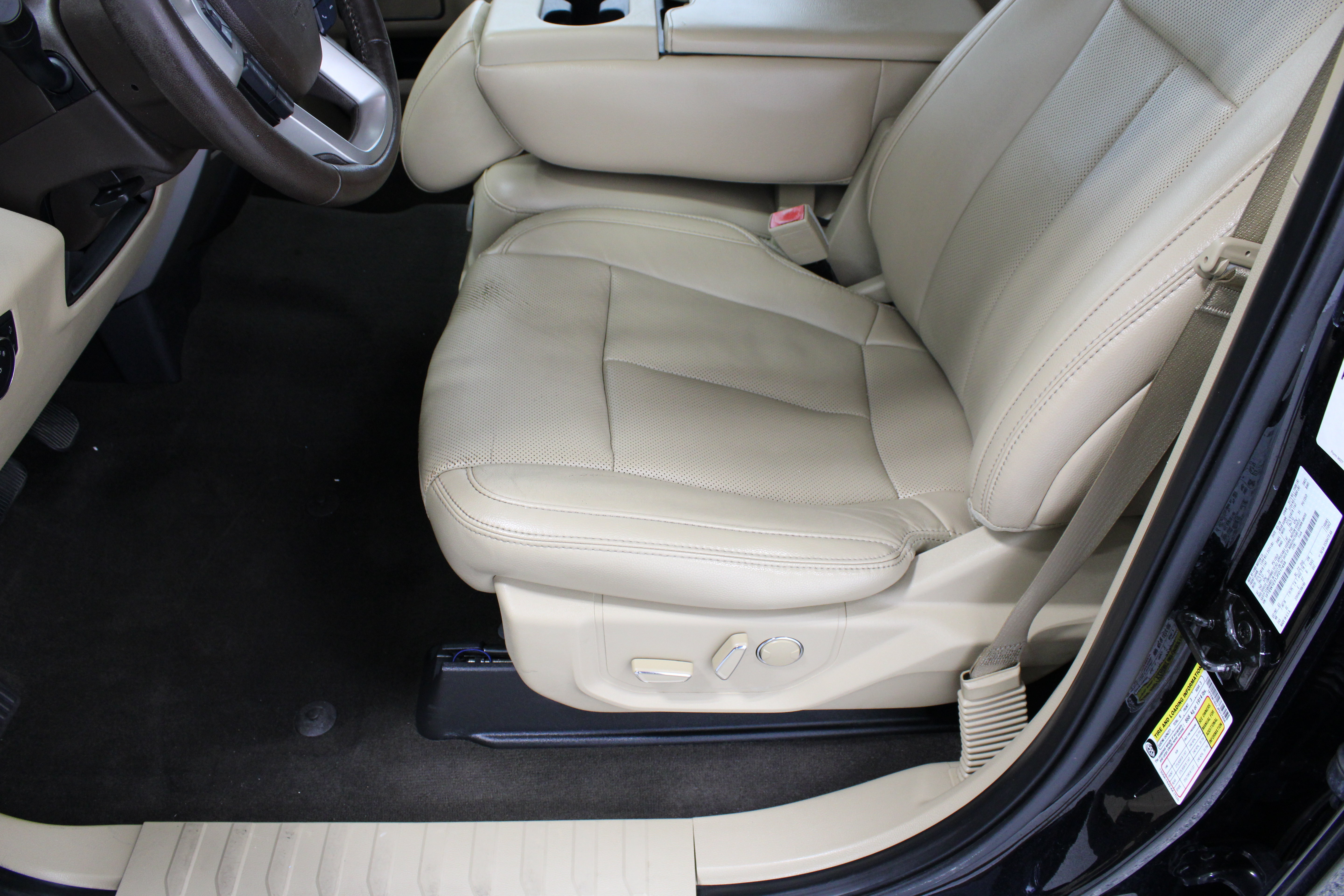 Used 2018 Ford F150 Lariat AWD/4WD image 16