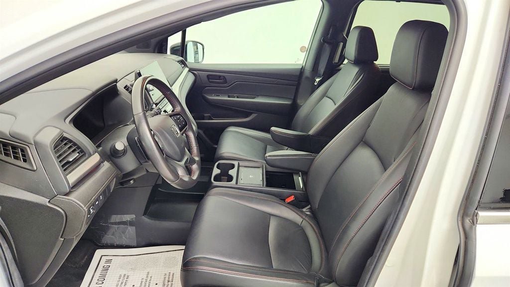 Used 2025 Honda Odyssey Sport-L image 19