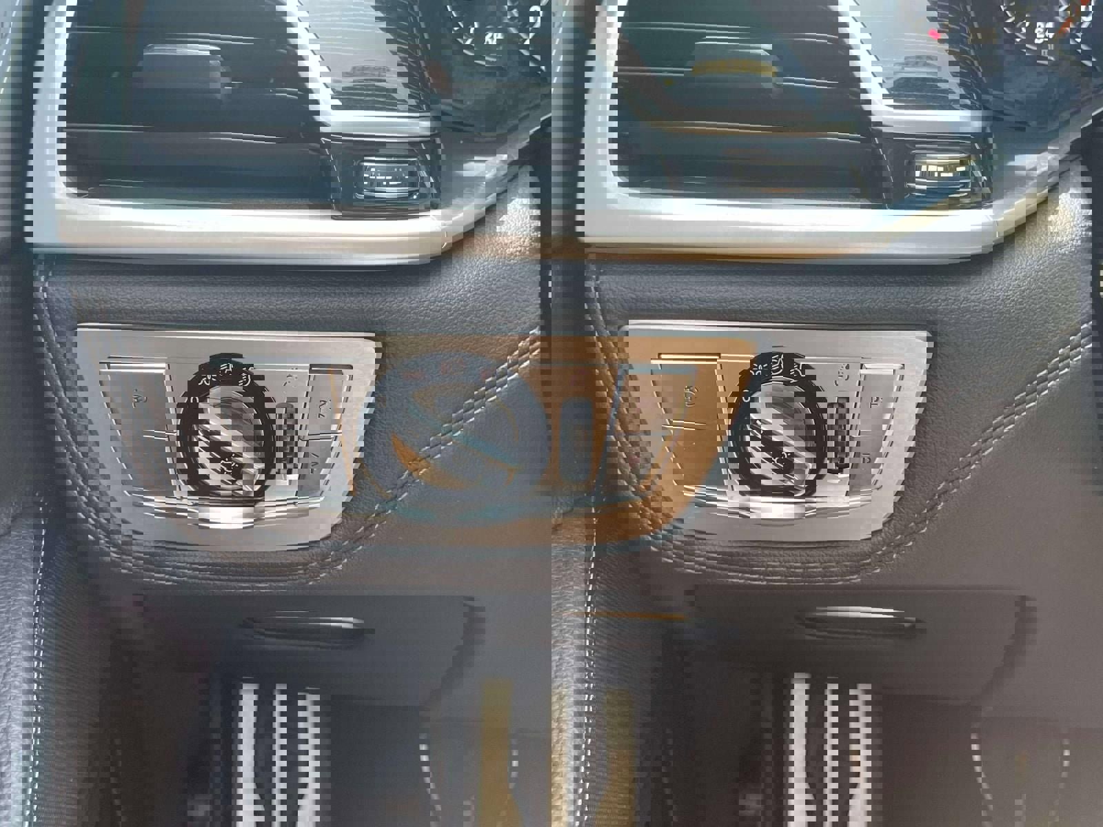 Used 2019 BMW 740i xDrive w/ M Sport Package image 22