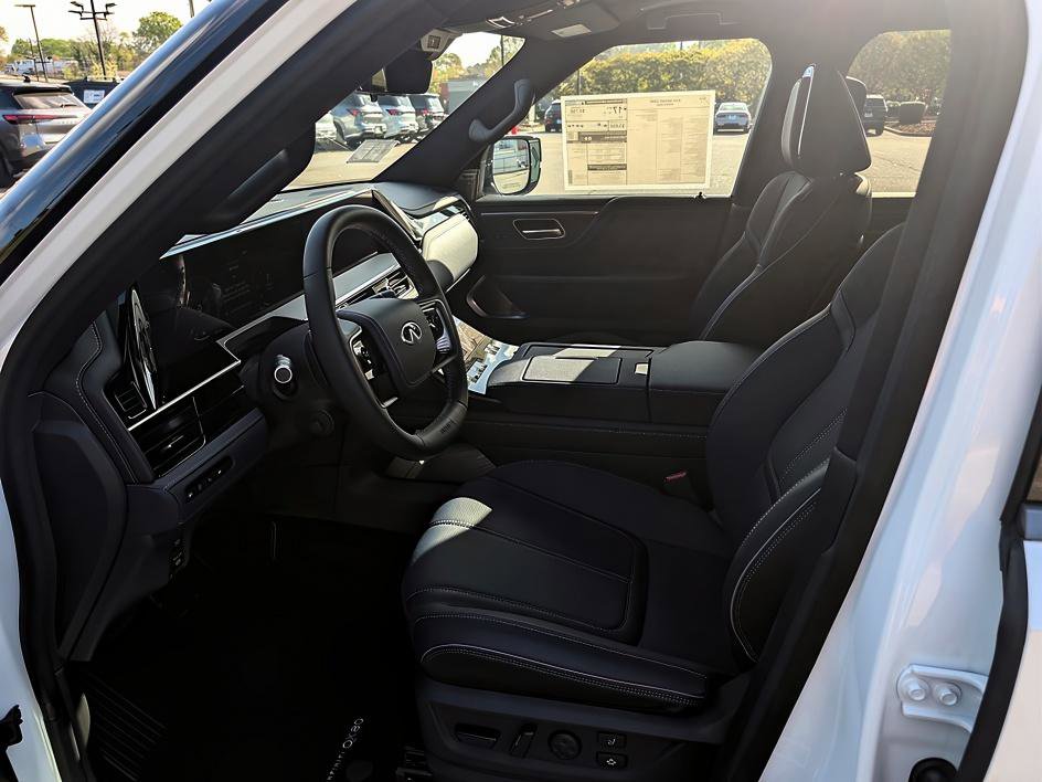 New 2026 INFINITI QX80 4WD w/ Sport Exterior Package image 11