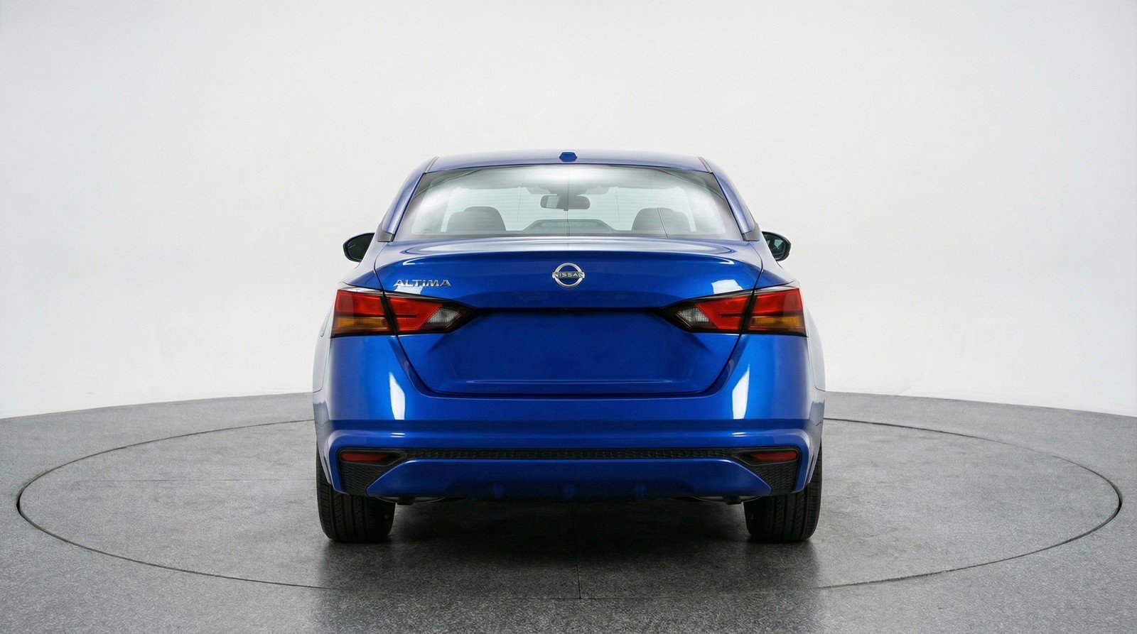 Used 2025 Nissan Altima 2.5 SV FWD image 7