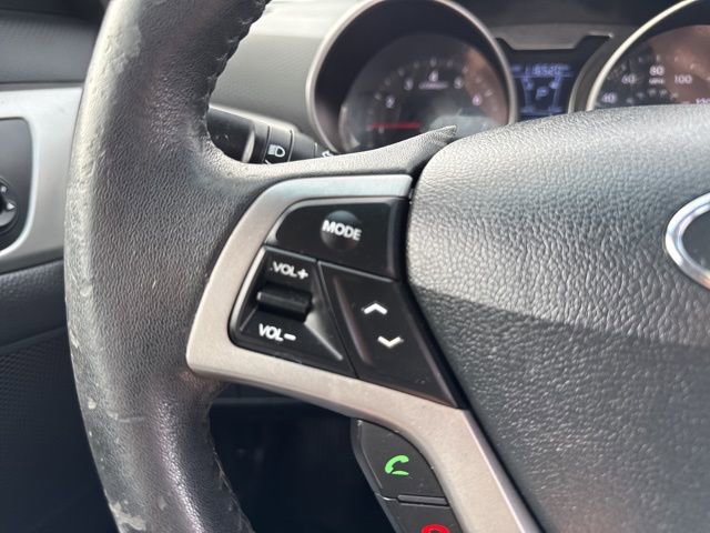 Used 2013 Hyundai Veloster w/ Style Pkg FWD image 24