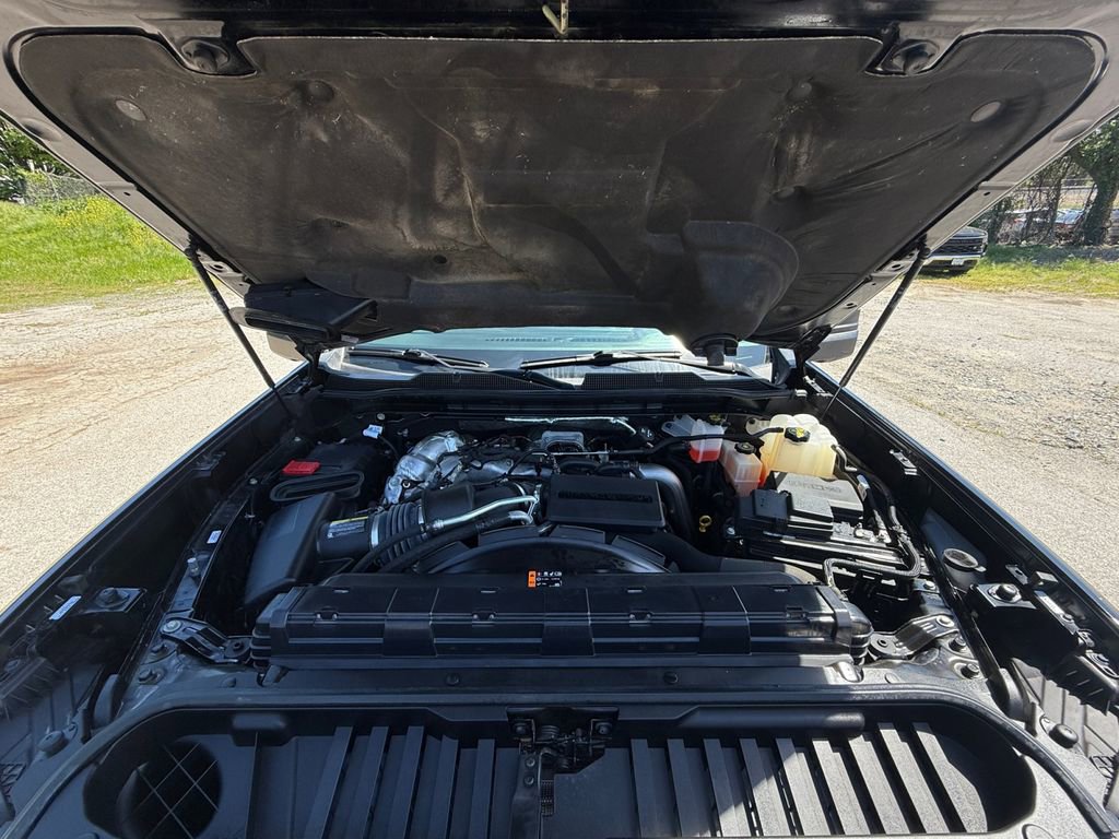 Used 2024 Chevrolet Silverado 3500 LTZ w/ LTZ Convenience Package AWD/4WD image 27