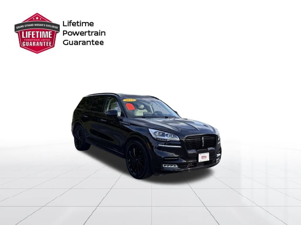 Used 2023 Lincoln Aviator Black Label w/ Jet Package image 9