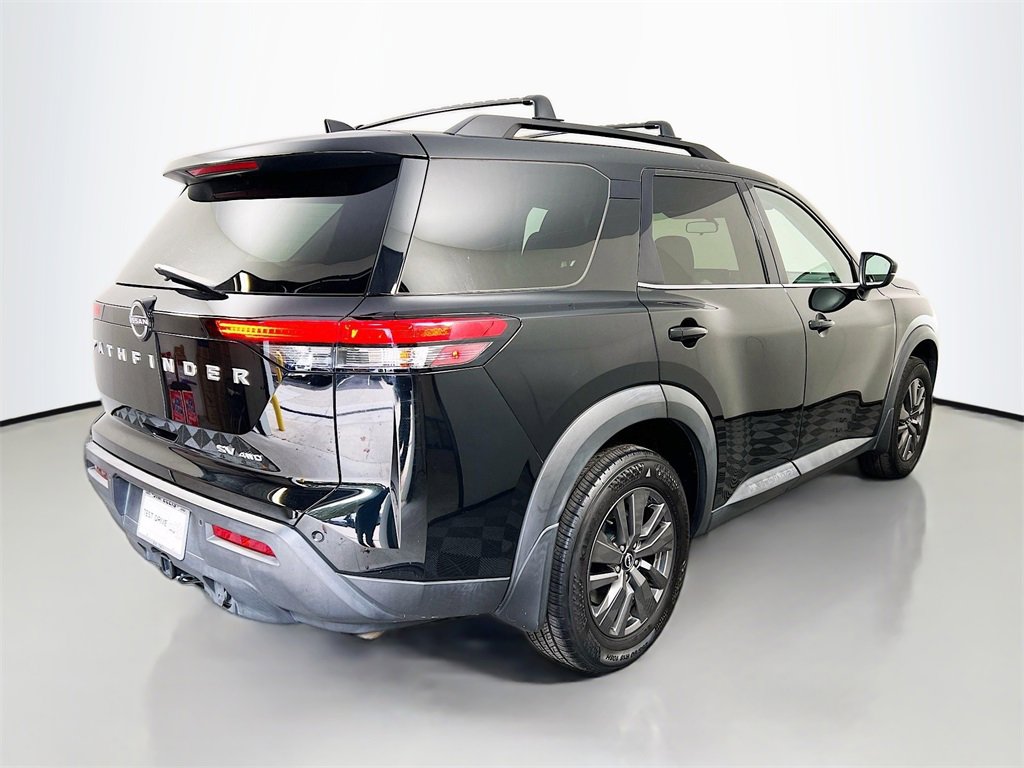 Used 2022 Nissan Pathfinder SV w/ SV Premium Package image 7