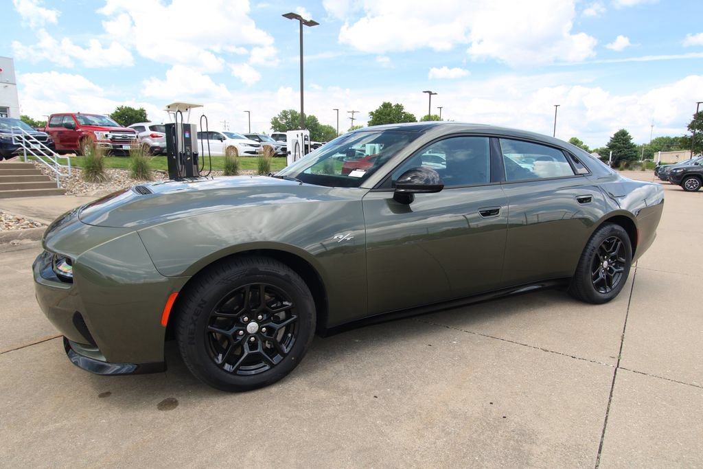 New 2026 Dodge Charger R/T AWD/4WD image 16