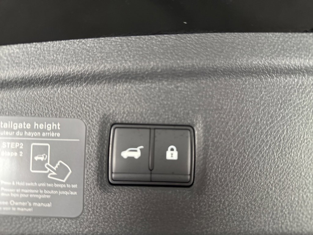 Certified 2025 INFINITI QX50 Pure image 10