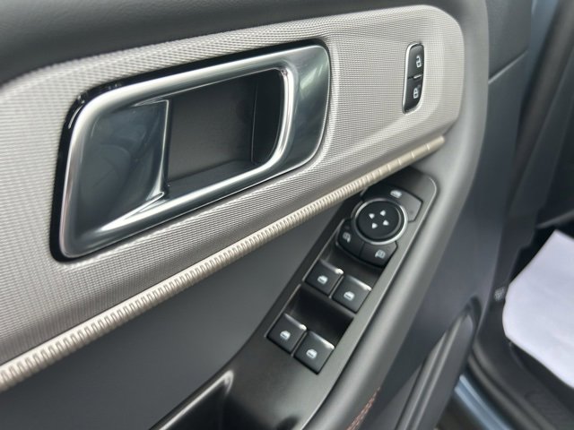 New 2025 Ford Explorer Active image 20