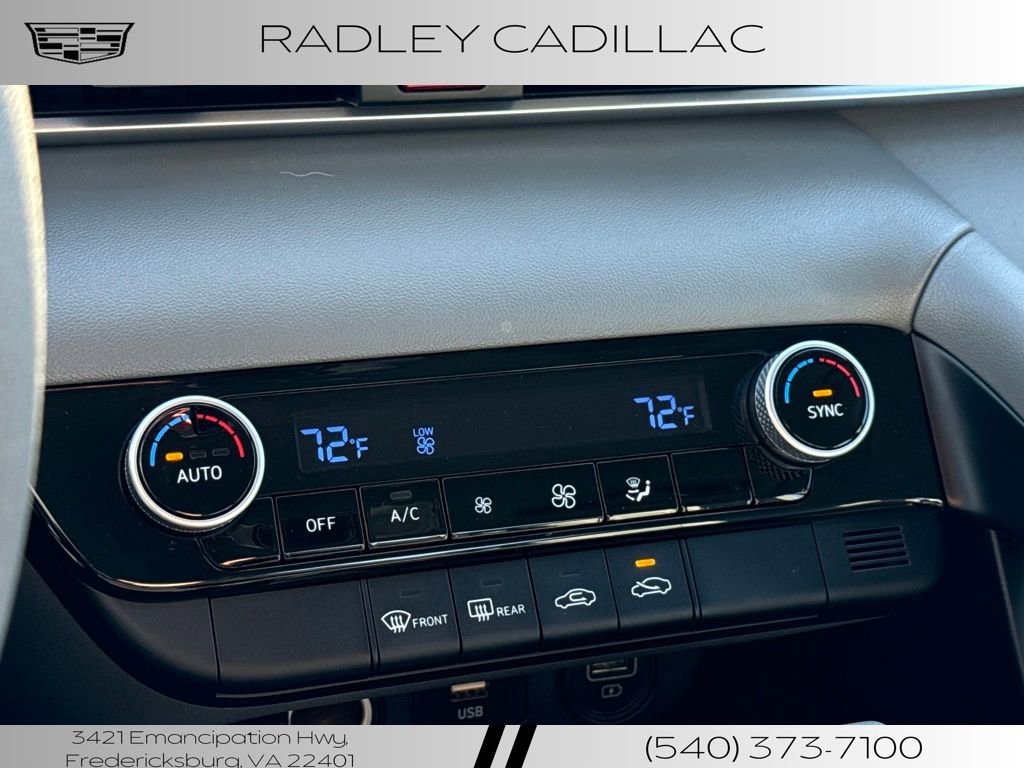 Used 2022 Hyundai Elantra SEL image 21