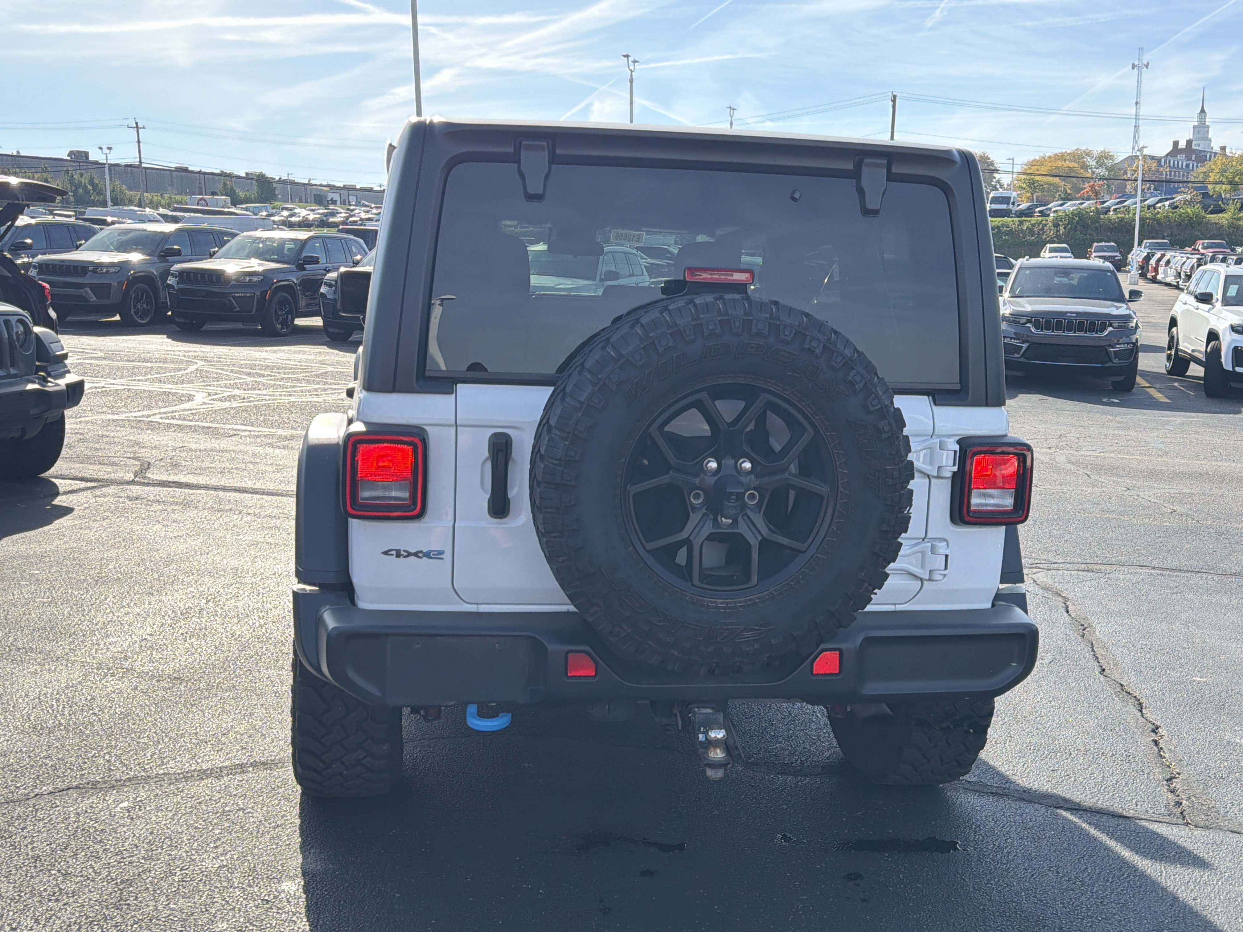 Used 2024 Jeep Wrangler Unlimited AWD/4WD image 9
