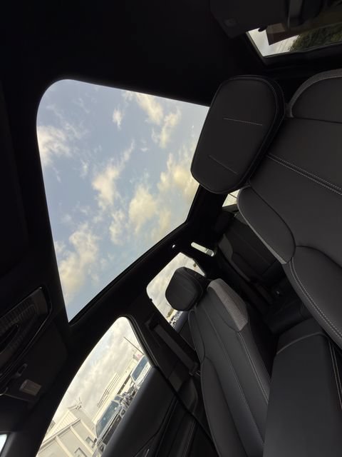 Used 2024 Cadillac Lyriq Tech RWD image 26