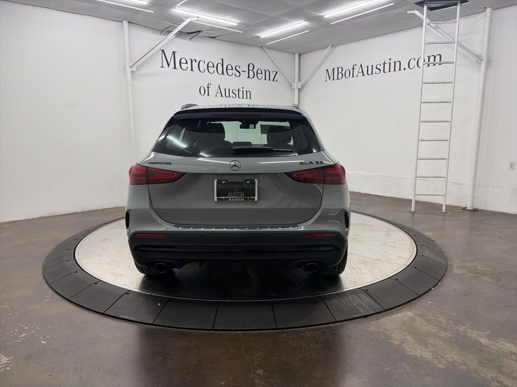 New 2026 Mercedes-Benz GLA 35 AMG 4MATIC image 6