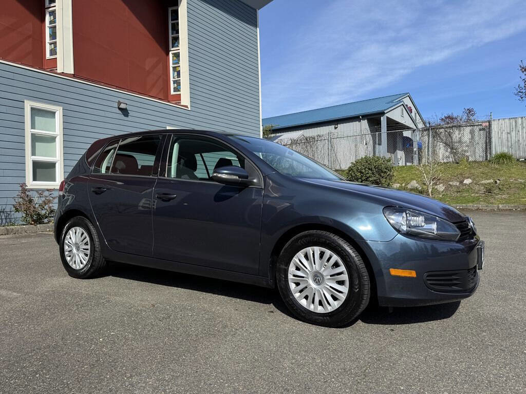 Used 2012 Volkswagen Golf 4-Door image 6
