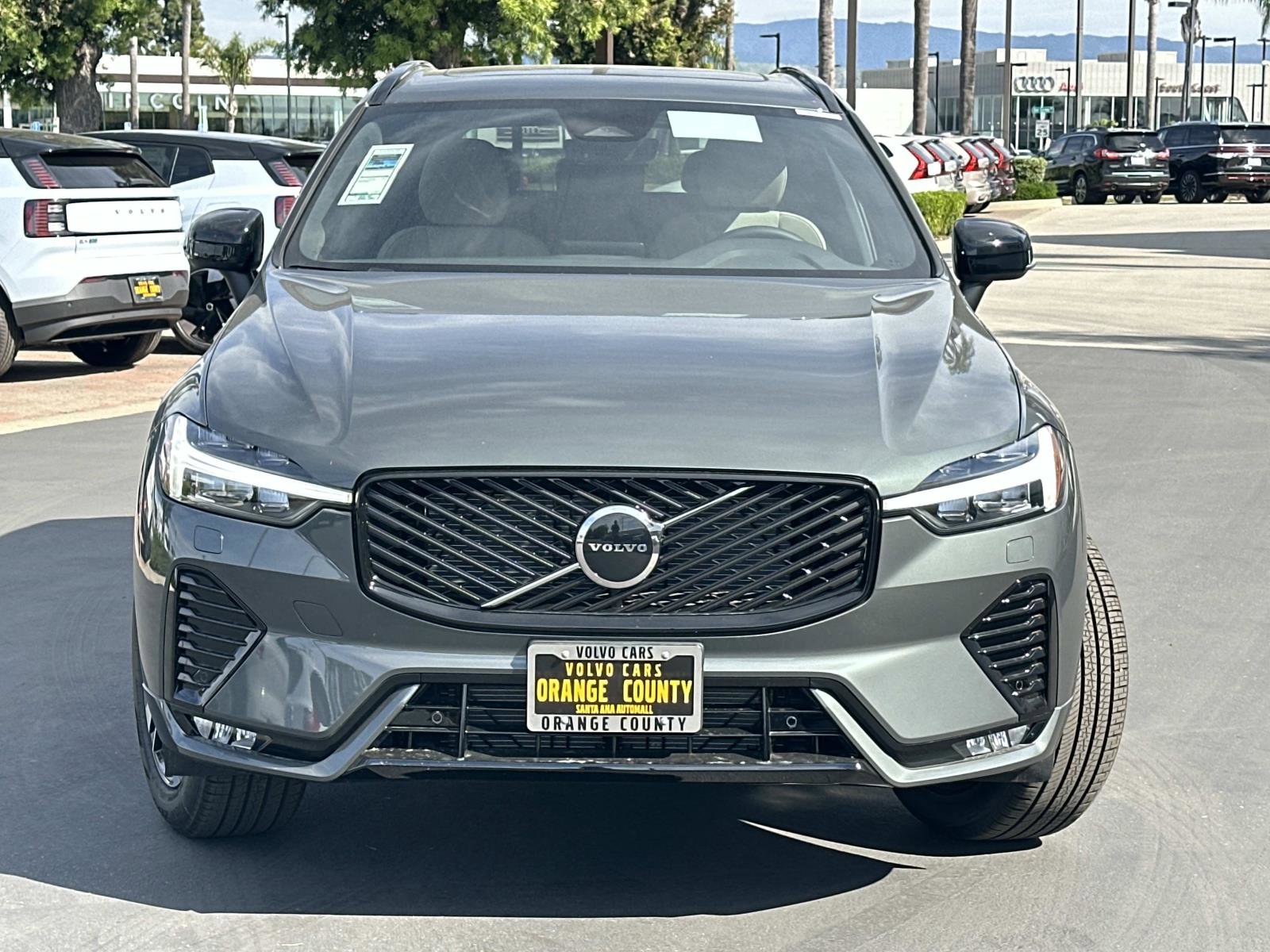 New 2026 Volvo XC60 B5 Core w/ Climate Package AWD/4WD image 2