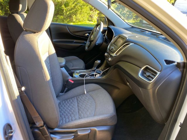 Used 2020 Chevrolet Equinox LT FWD image 33
