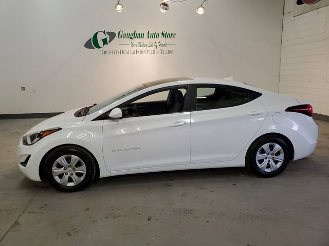 Used 2016 Hyundai Elantra SE image 3