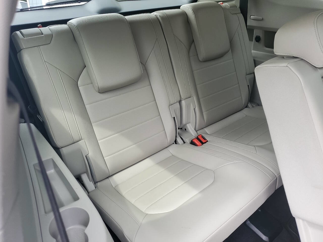 Used 2018 Volkswagen Atlas SEL Premium AWD/4WD image 13